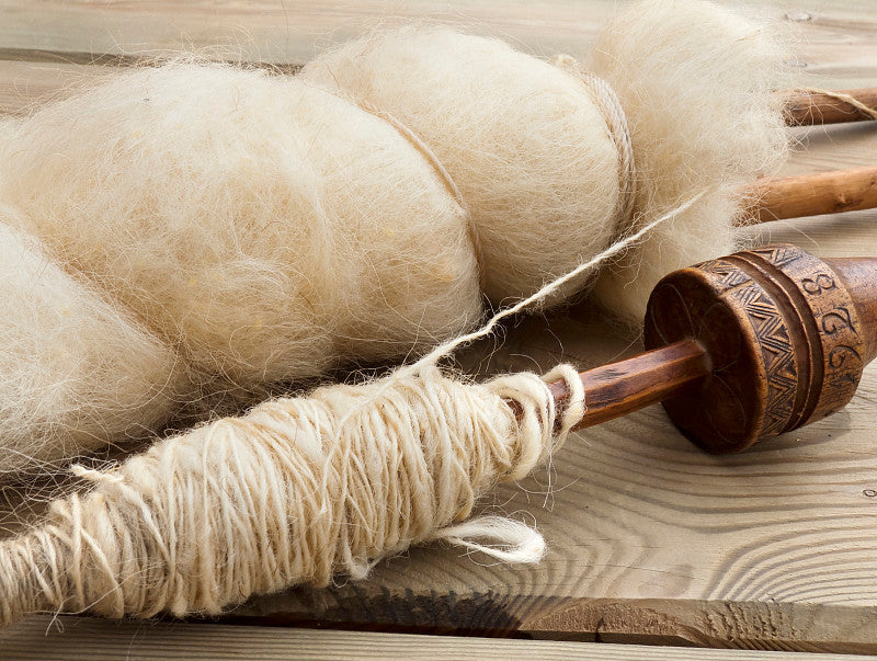 How to Choose the Right Material for Handwoven Storage Baskets: Cotton Cord, Jute, and Wool Yarn Pros & Cons