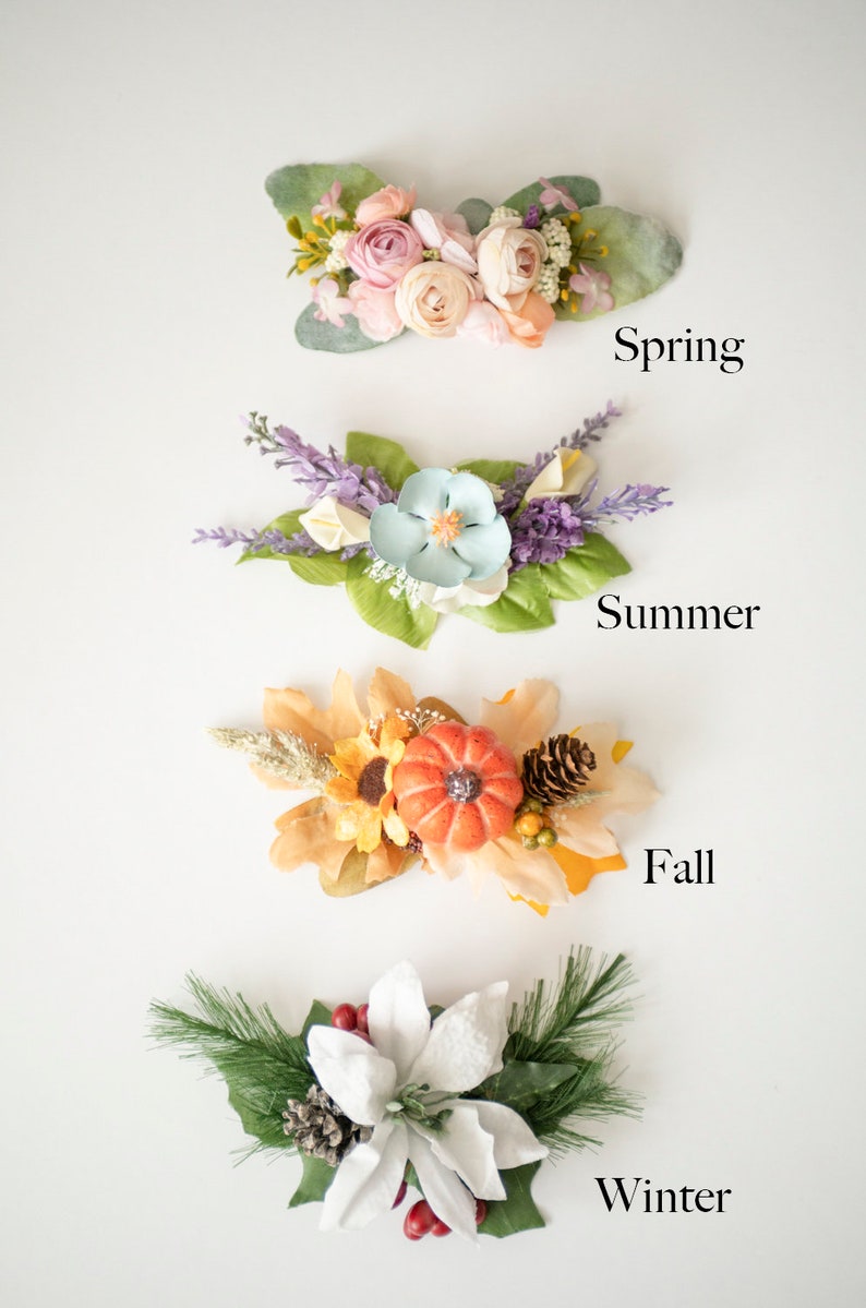 Bohemian Macrame Dreamcatcher with 6-Pointed Star, Lace Tassels, Seasonal Floral Accents