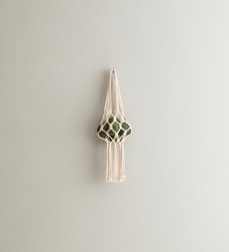 Macrame Hanging Fruit Basket Boho Wall Decor, Cotton Rope Storage, 70 cm, Natural