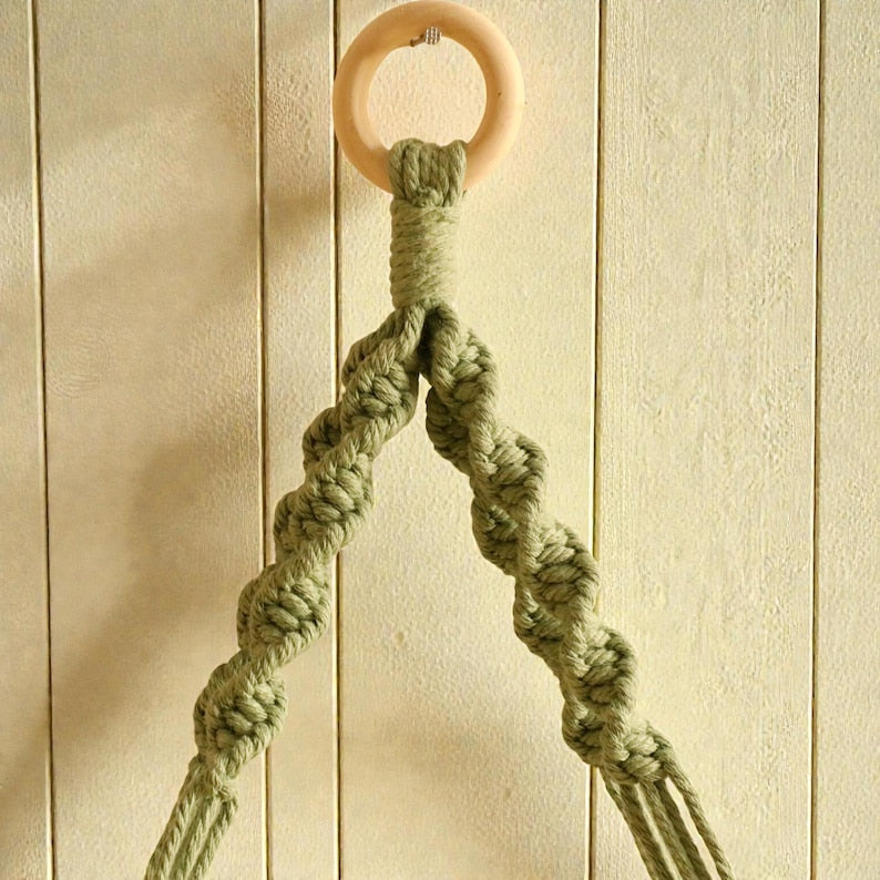 Macrame Floating Shelf Wall Hanging with Pine Wood Shelf, Boho Leaf Decor for Bedroom, Natural Cotton Rope